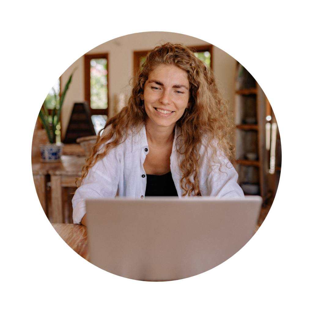 Amanda Brooks Yomiluve Review